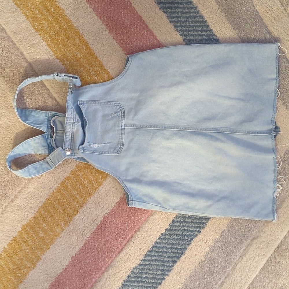 5/$25🌻 Skirt overalls. - Picture 2 of 2